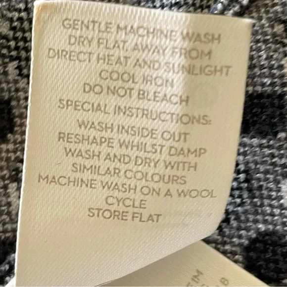 Boden Polka Dot Black and Gray Sweater Dress Size 16 - Picture 10 of 16